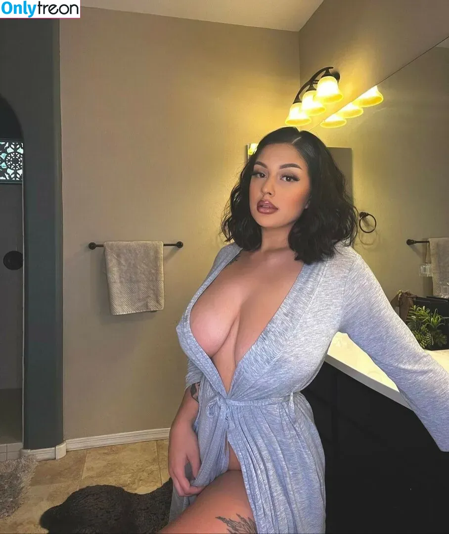 adianababyxo nude photo #0028 (nanababyyxx)