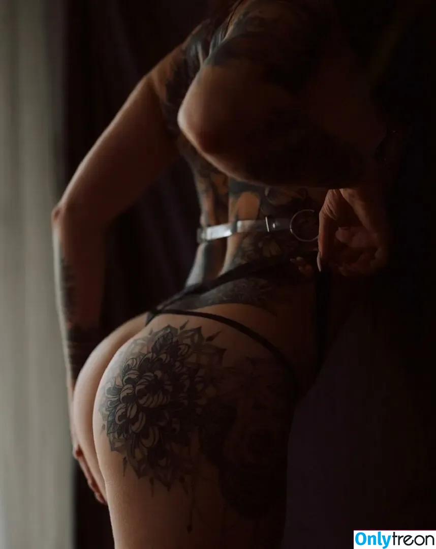 adinkra nude photo #0018 (ad.ink.ra / ad.ink.ra_raven)