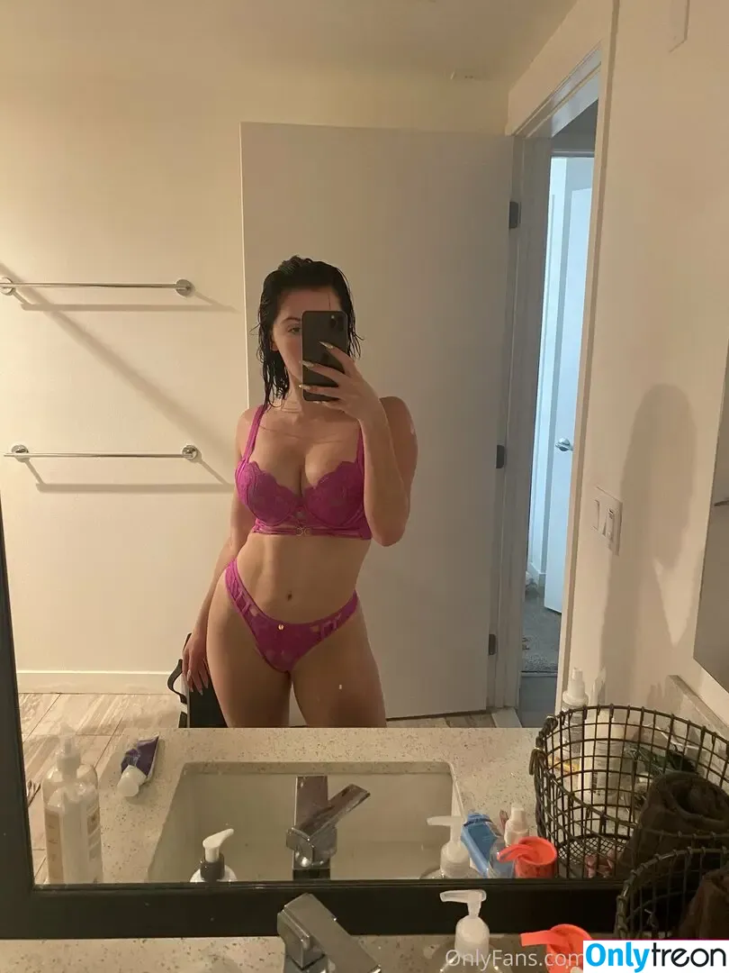 Adison Briana nude photo #0001 (adisonbriana)