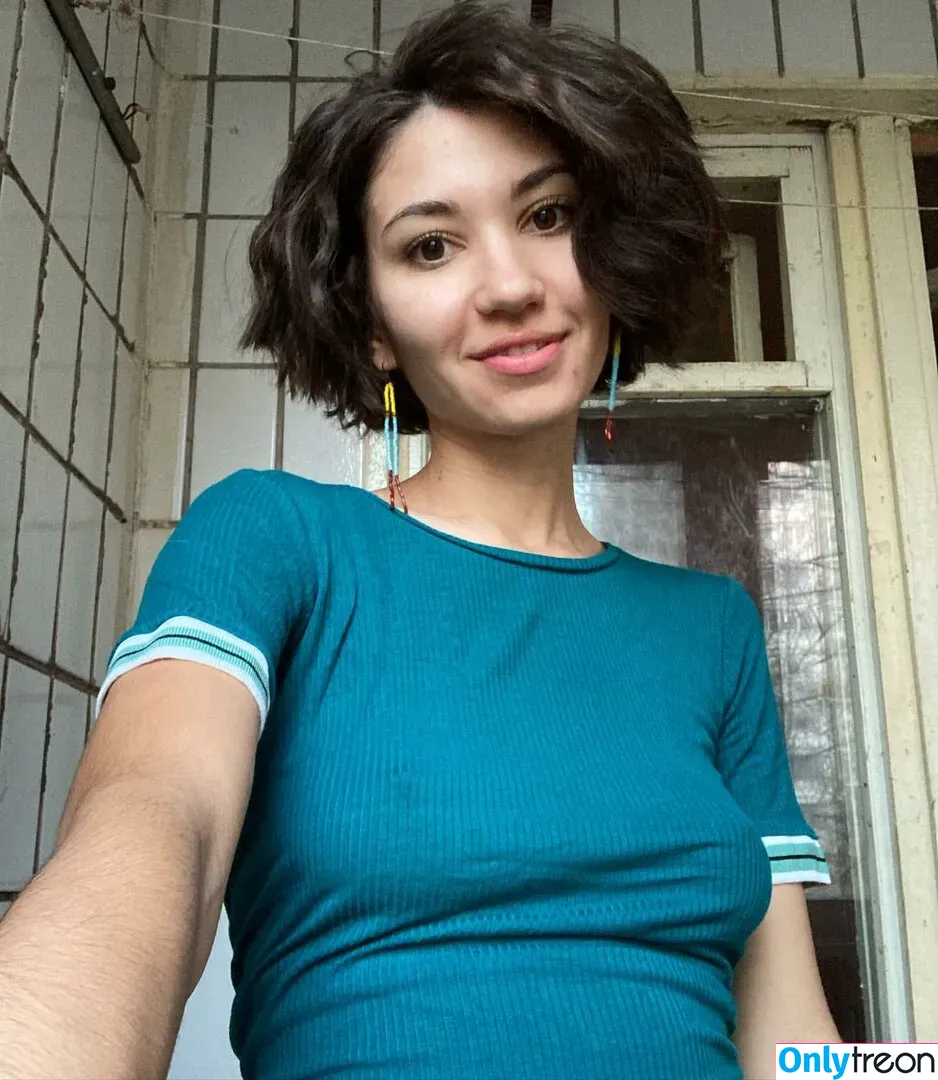 adorable_dina_official nude photo #0467 (adorable_dina)