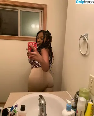  nude photo #0001