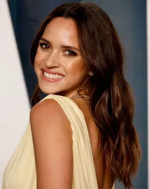 Adria Arjona / adriaarjona nude photo #0086