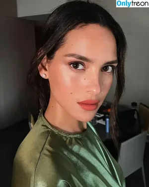 Adria Arjona / adriaarjona фото голая #0344