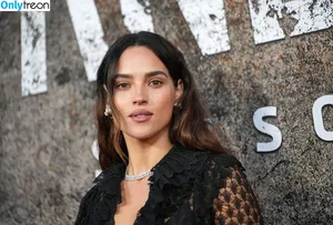 Adria Arjona / adriaarjona фото голая #0387