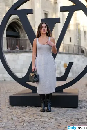 Adria Arjona / adriaarjona фото голая #0457