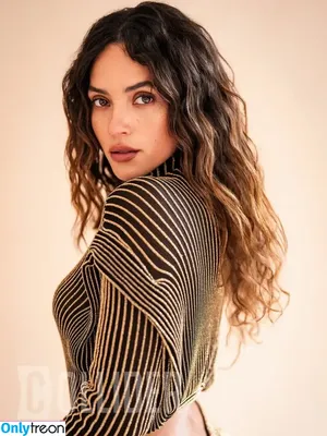 Adria Arjona / adriaarjona фото голая #0474