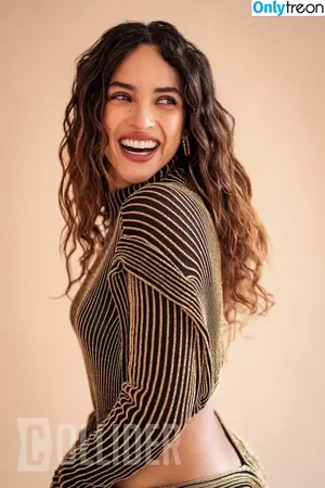 Adria Arjona / adriaarjona фото голая #0476