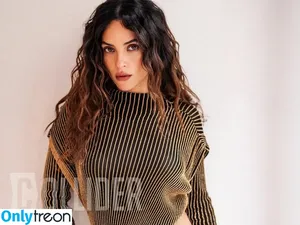 Adria Arjona / adriaarjona фото голая #0480