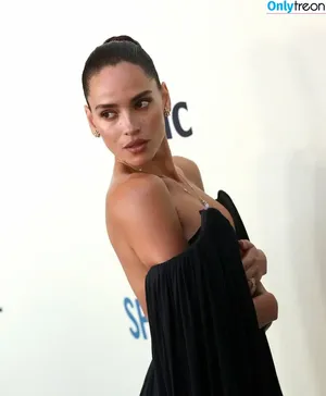 Adria Arjona / adriaarjona nude photo #0597
