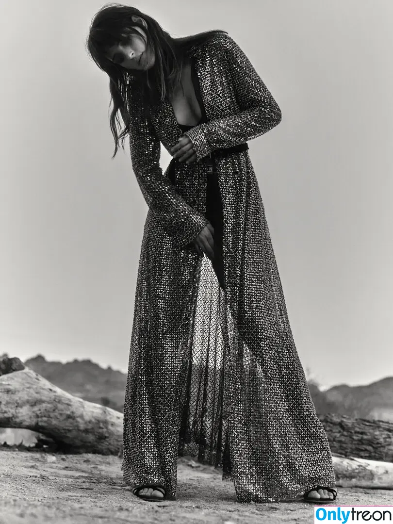 Adria Arjona голая photo #0331 (adriaarjona)