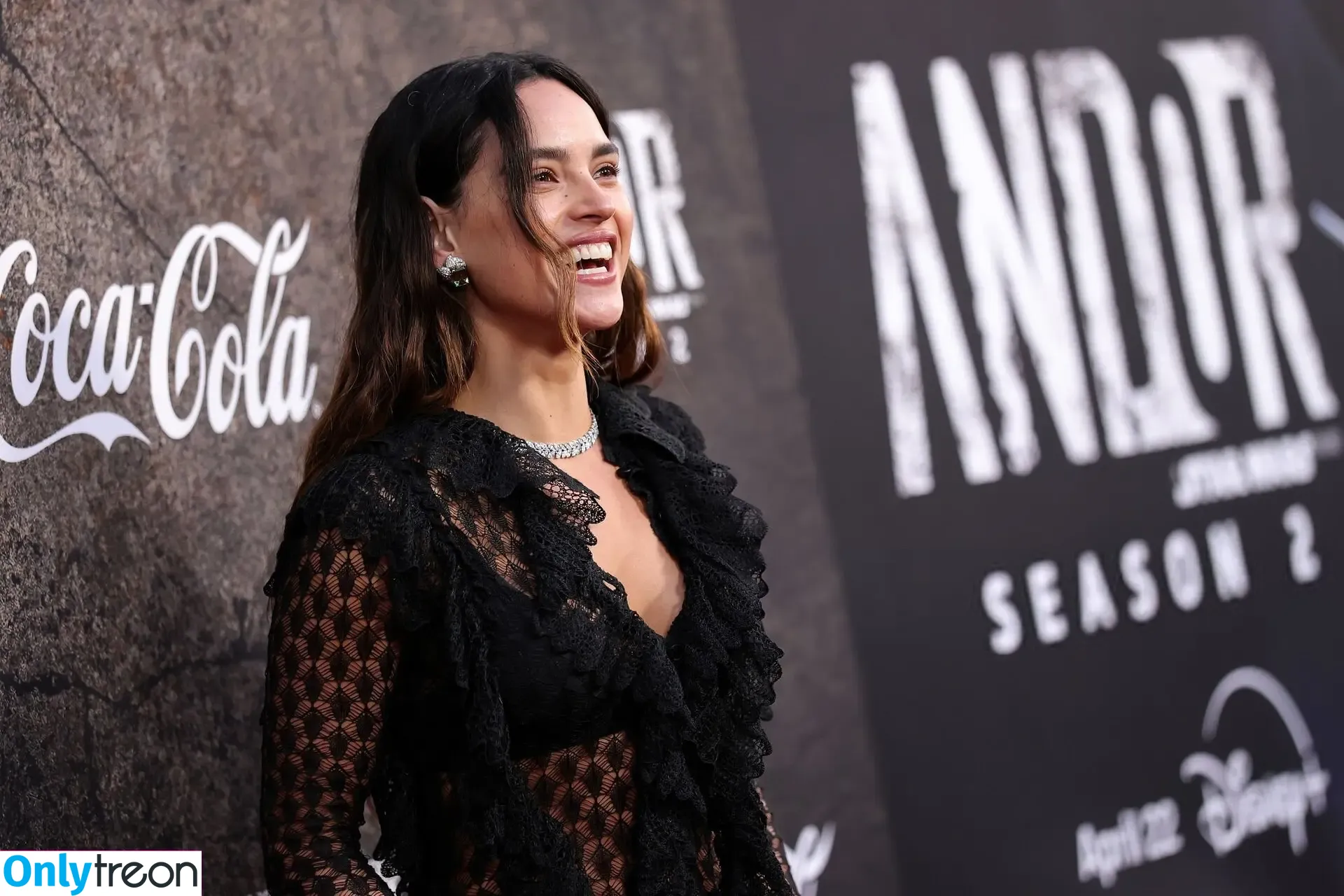Adria Arjona голая photo #0390 (adriaarjona)