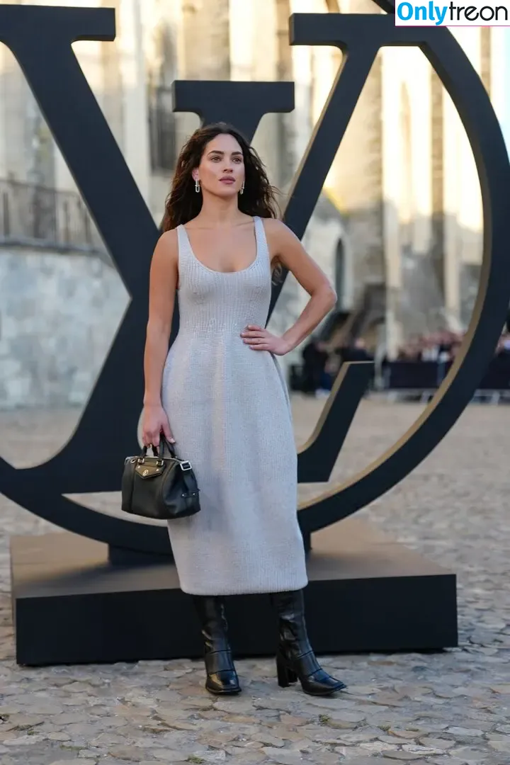 Adria Arjona голая photo #0458 (adriaarjona)