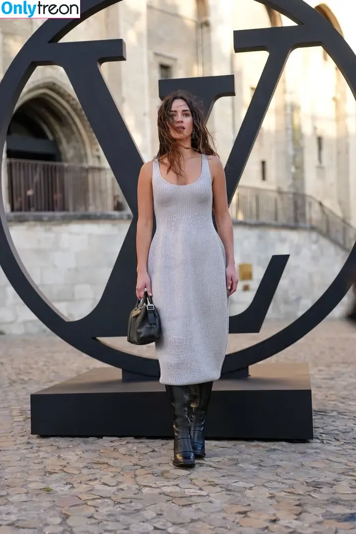 Adria Arjona голая photo #0460 (adriaarjona)
