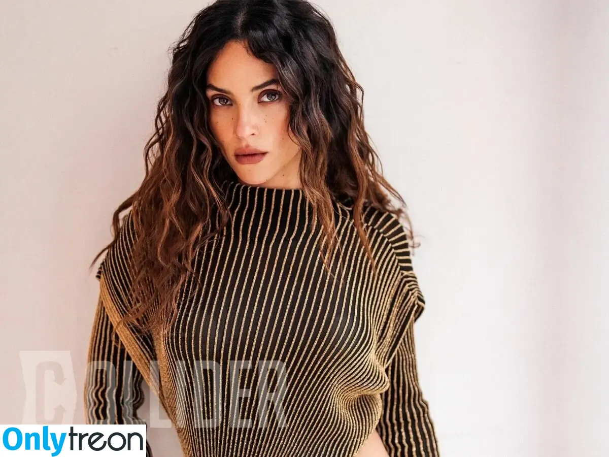 Adria Arjona голая photo #0480 (adriaarjona)