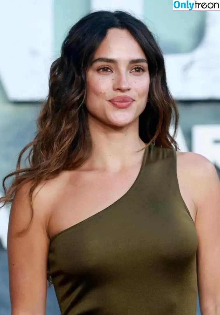 Adria Arjona голая photo #0622 (adriaarjona)