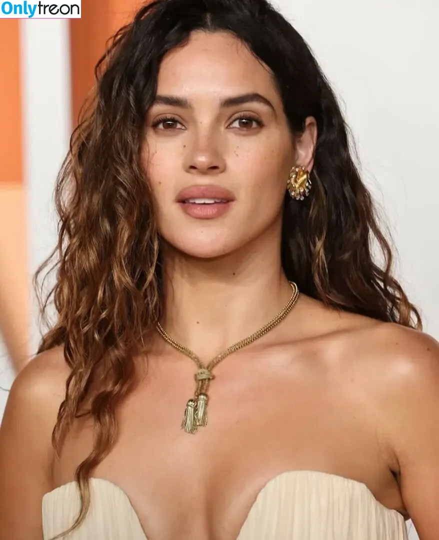 Adria Arjona голая photo #0625 (adriaarjona)