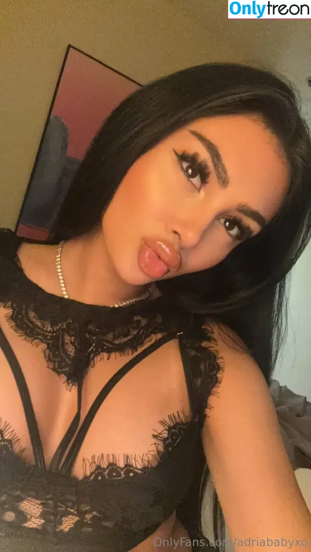 adriababyxo nude photo #0027 (adriababyxo)