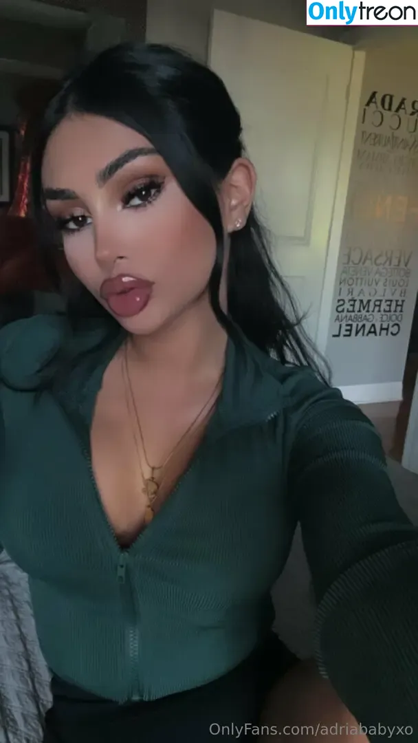 adriababyxo nude photo #0035 (adriababyxo)