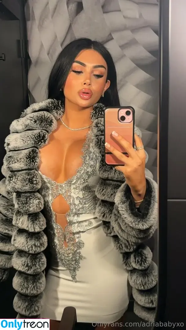 adriababyxo nude photo #0049 (adriababyxo)