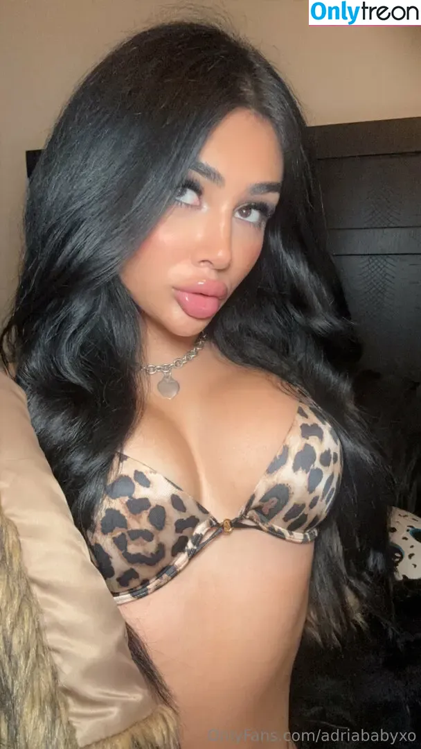 adriababyxo nude photo #0053 (adriababyxo)