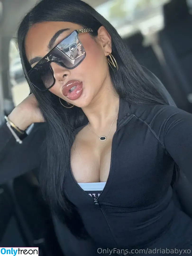 adriababyxo nude photo #0056 (adriababyxo)