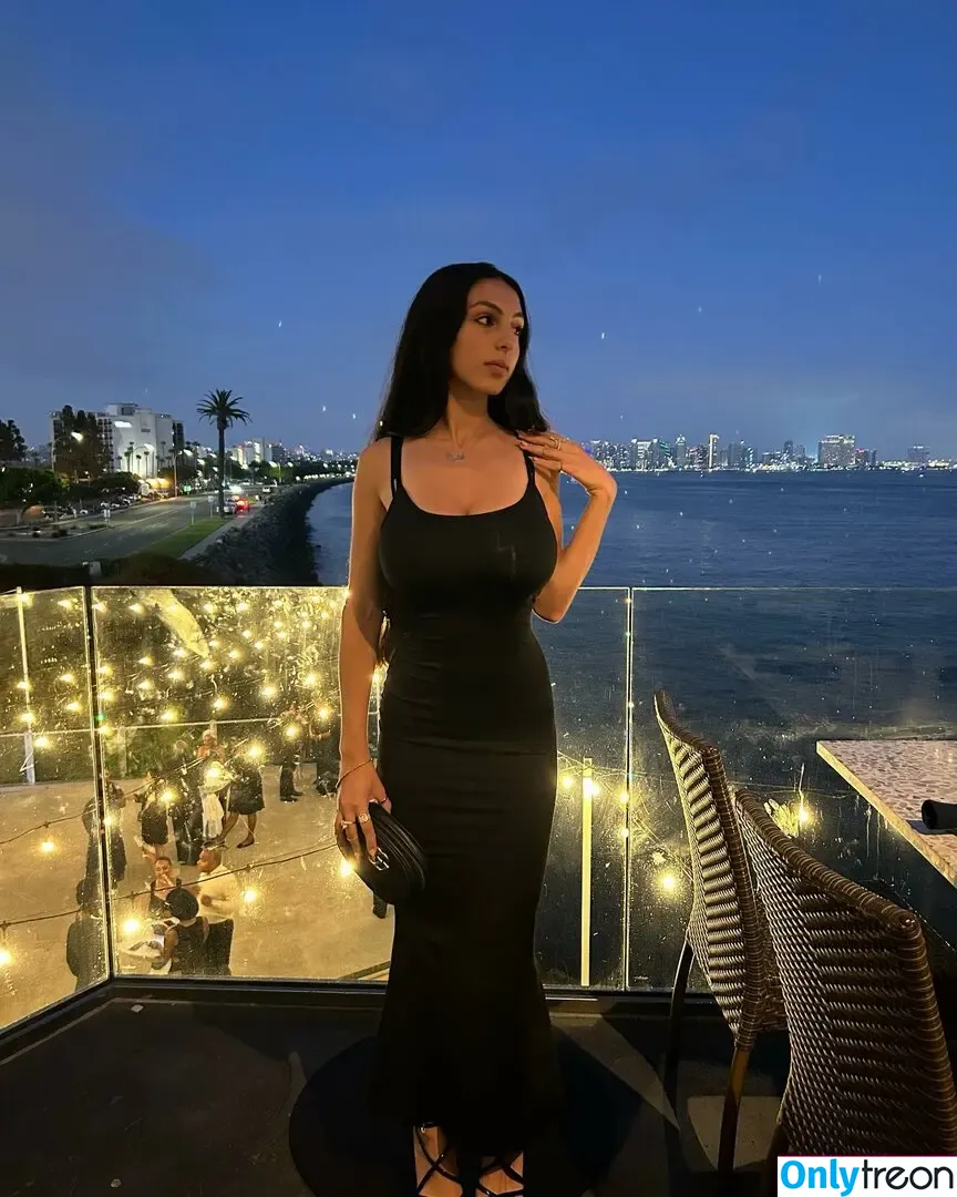 Adriana Alarja голая photo #0010 (adriana_alarja)