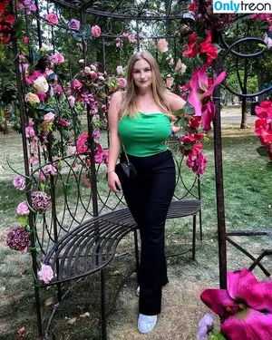 Adriana Catargiu / Adrianacatargiu / catargiuadriana nude photo #0010