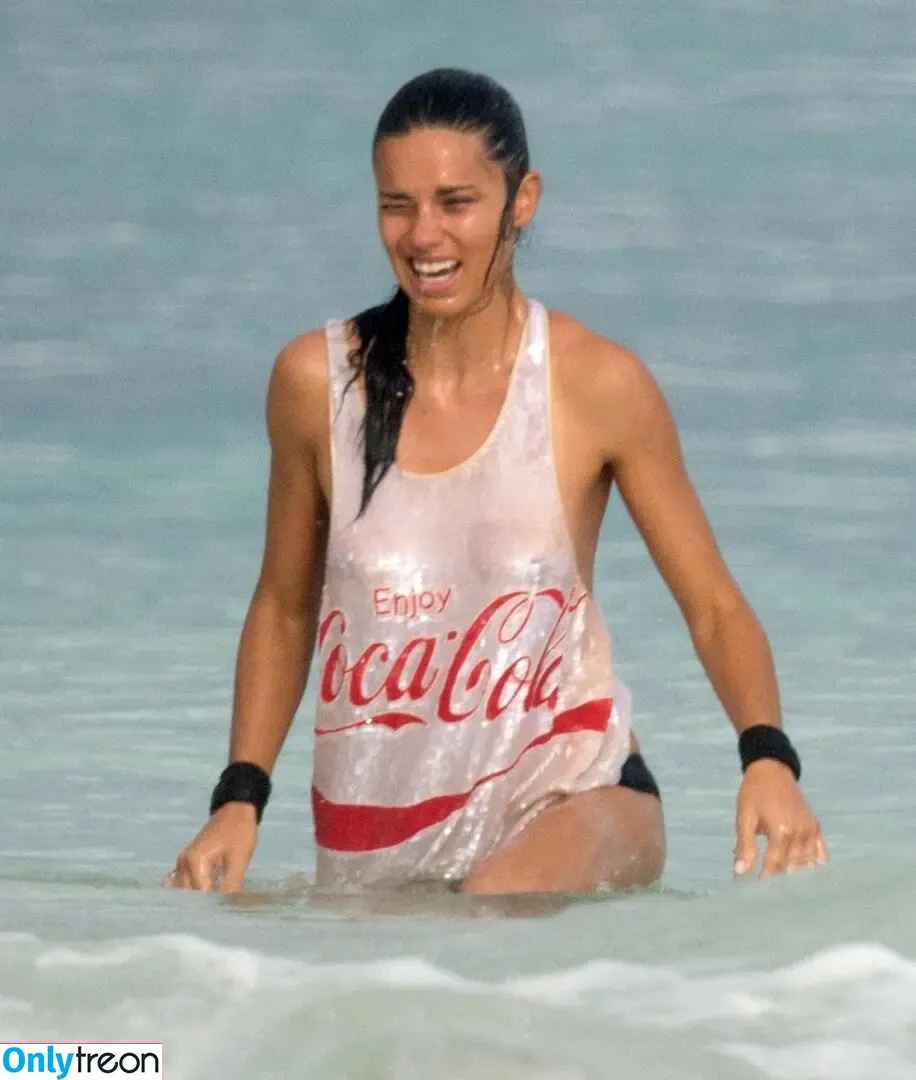 Adriana Lima nude photo #0472 (AdrianaLima)