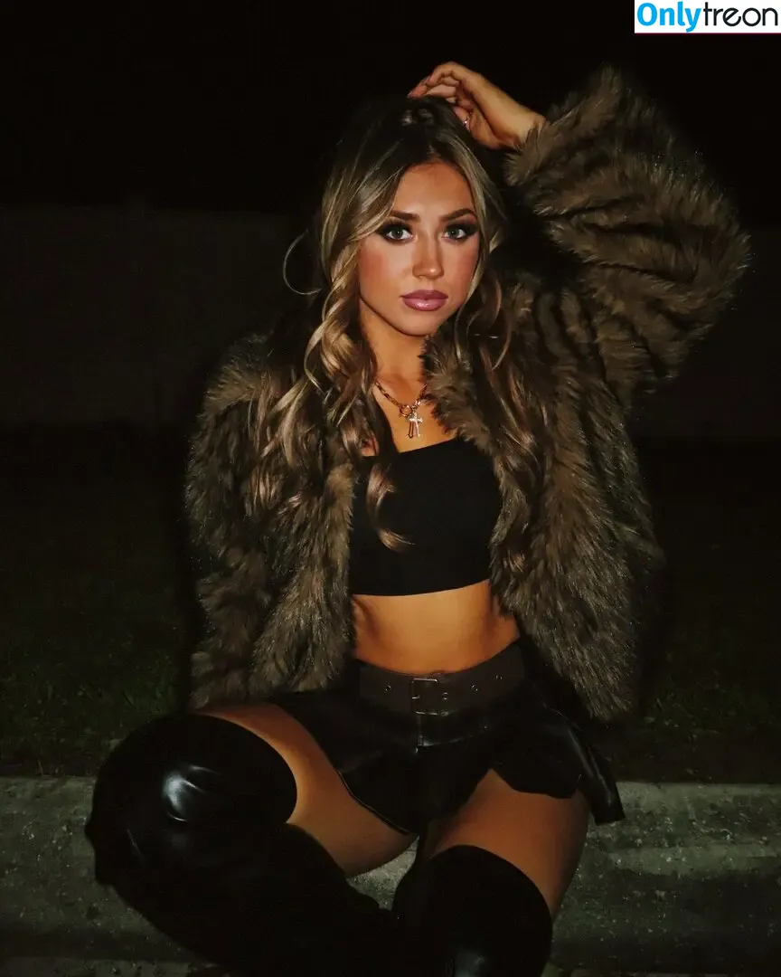 Adriana Rizzo nude photo #0076 (Anna Keefer / adrianarizzo_wwe)