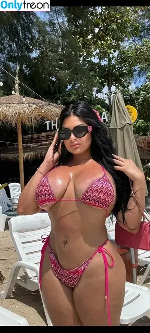 Adriana Sahar / adrianasahar nude photo #0004