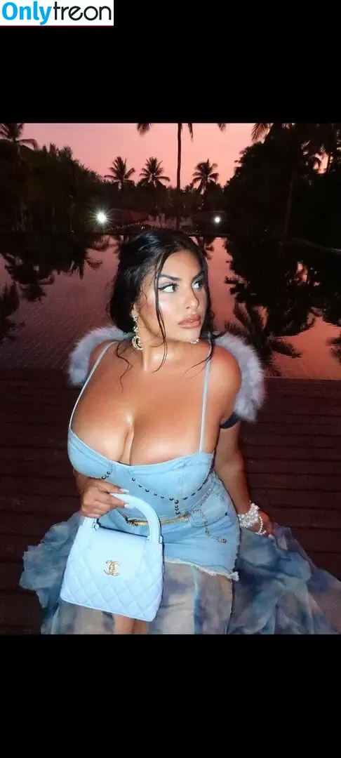 Adriana Sahar nude photo #0007 (adrianasahar)