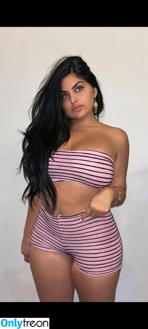 Adriana Sahar nude photo #0009 (adrianasahar)