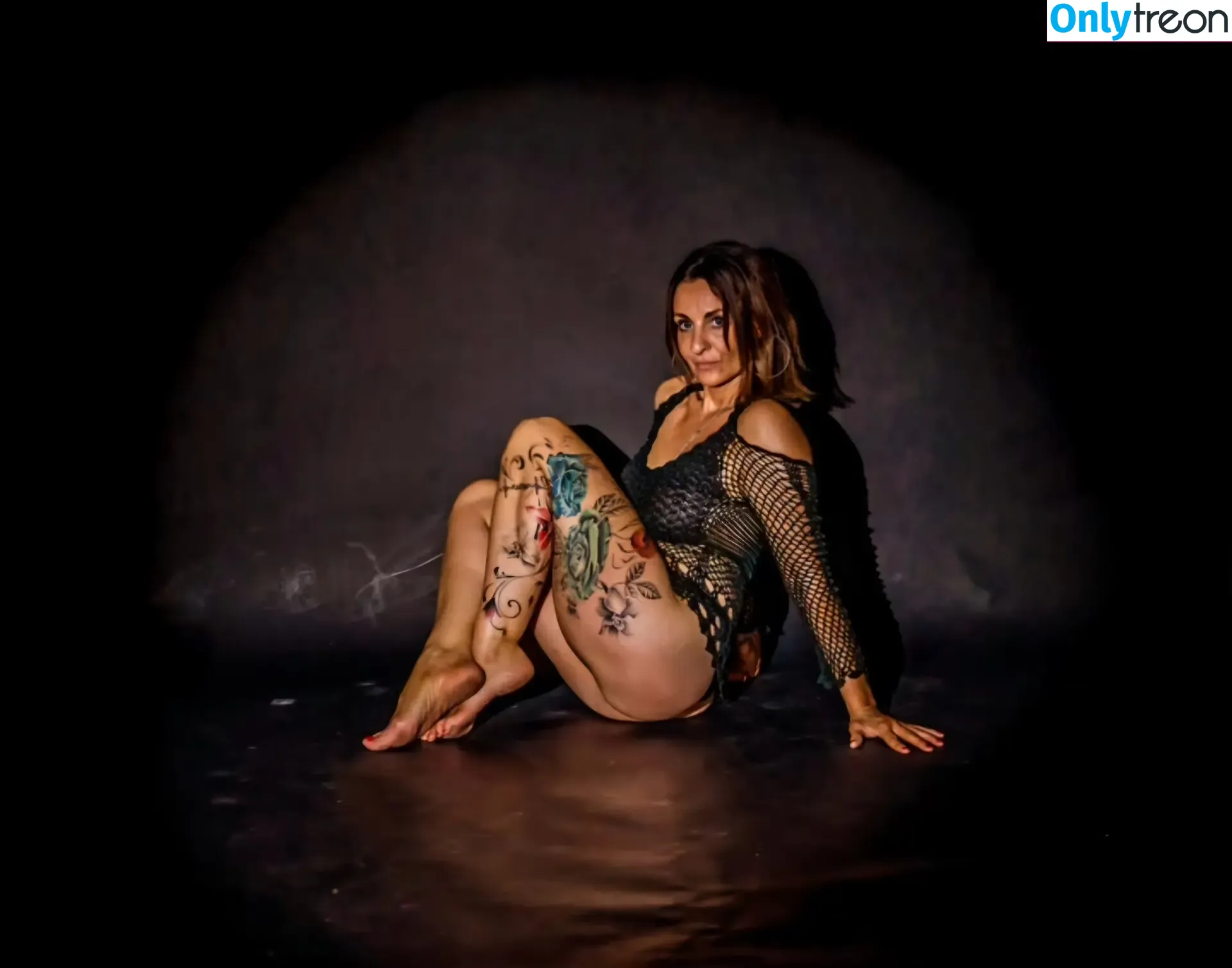 Adriana Szegedi - Terry-Aurora nude photo #0003 (Adriana Szegedi - Terry-Aurora)