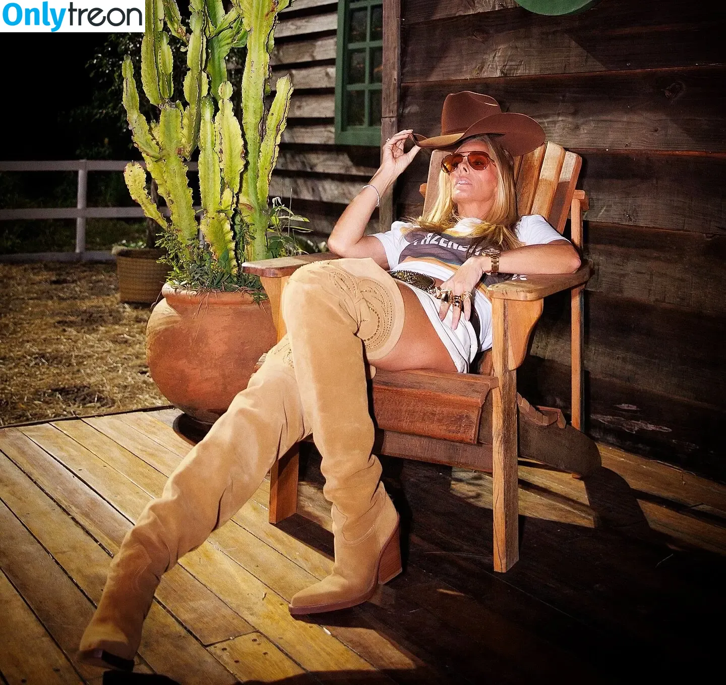 Adriane Galisteu голая photo #0387 (galisteuoficial)