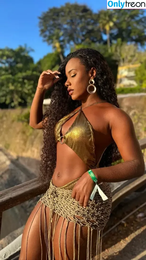 Adriele Souza nude photo #0033 (Dris.ofc / dris.souza / eitadris_)