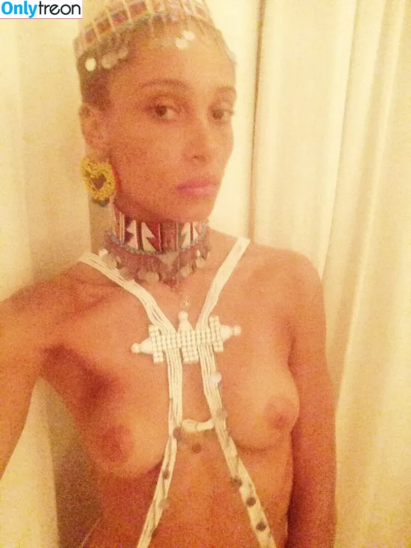 Adwoa Aboah nude photo #0029 (adwoaaboah)