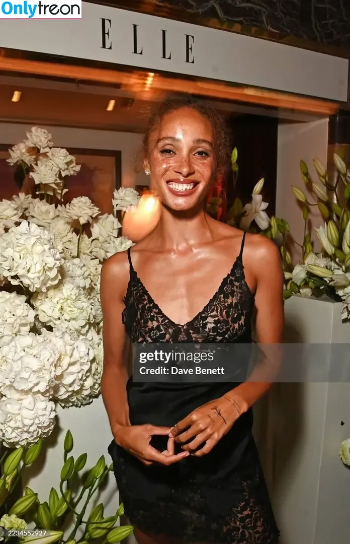 Adwoa Aboah nude photo #0048 (adwoaaboah)