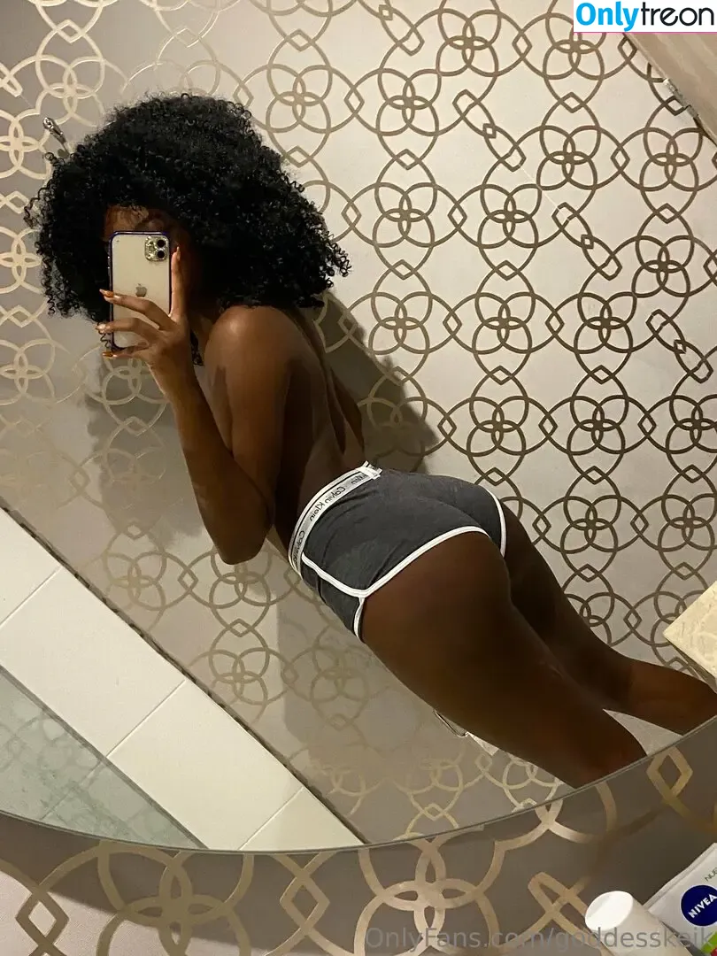 afrokeik nude photo #0018 (afrokingtheartist)