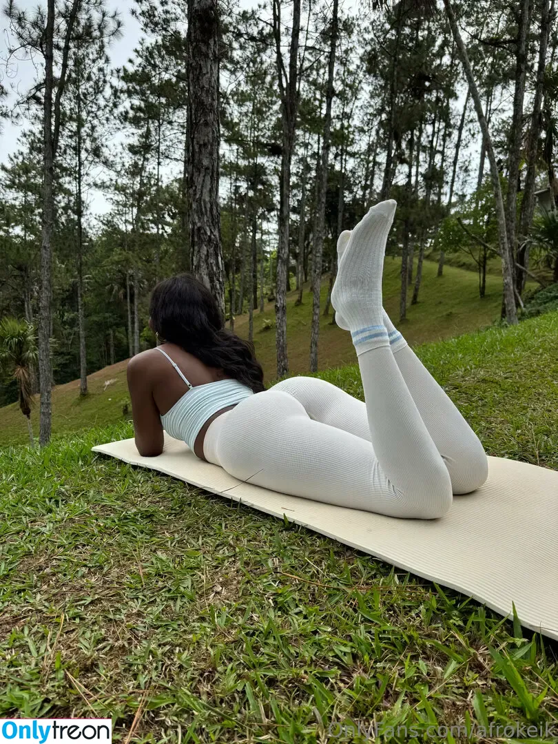 afrokeik nude photo #0060 (afrokingtheartist)