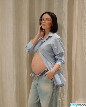Agathe Auproux / agatheauproux nude photo #0385