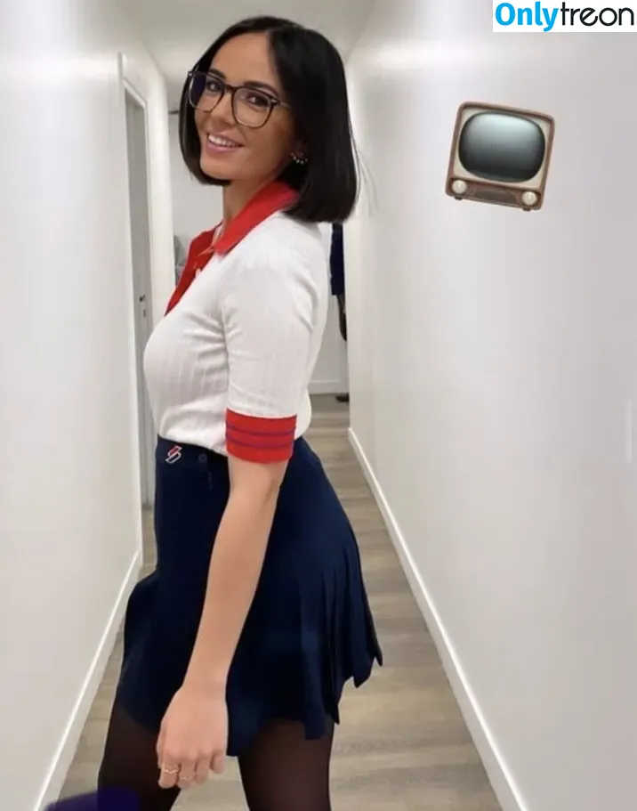 Agathe Auproux голая photo #0015 (agatheauproux)