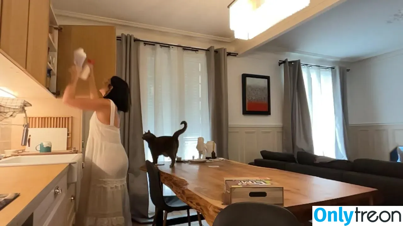 Agathe Auproux голая photo #0046 (agatheauproux)
