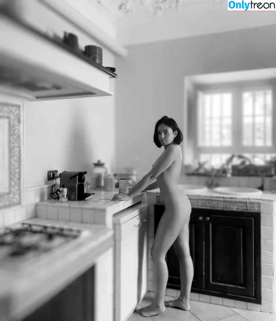 Agathe Auproux голая photo #0124 (agatheauproux)