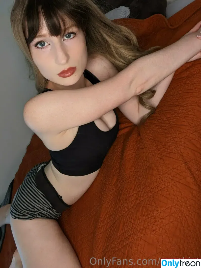 agathist nude photo #0061 (agathist__)
