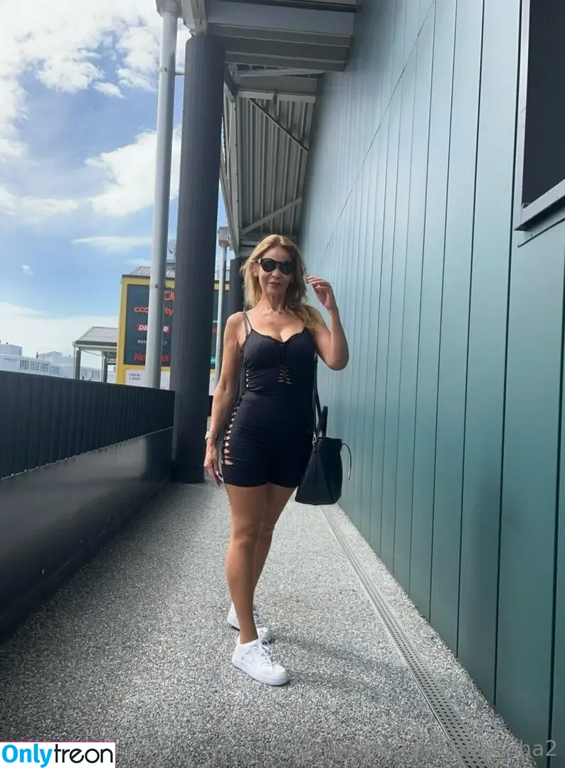 agatinha2 nude photo #0024 (nin.agatinha2)