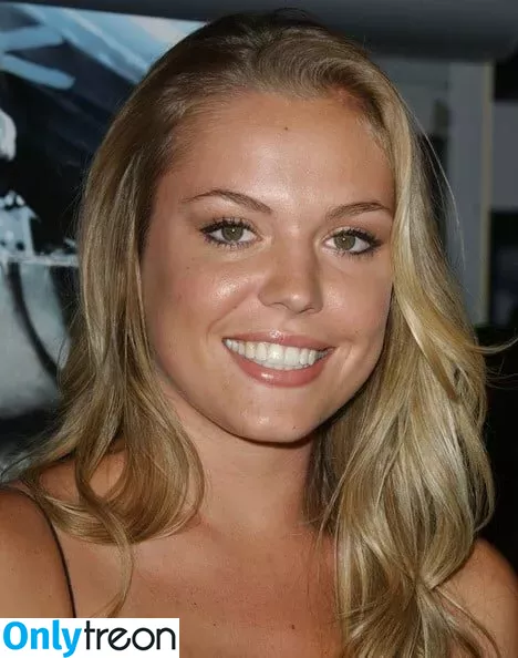 Agnes Bruckner голая photo #0002 (agnesbruckner / agnesbruckner1)