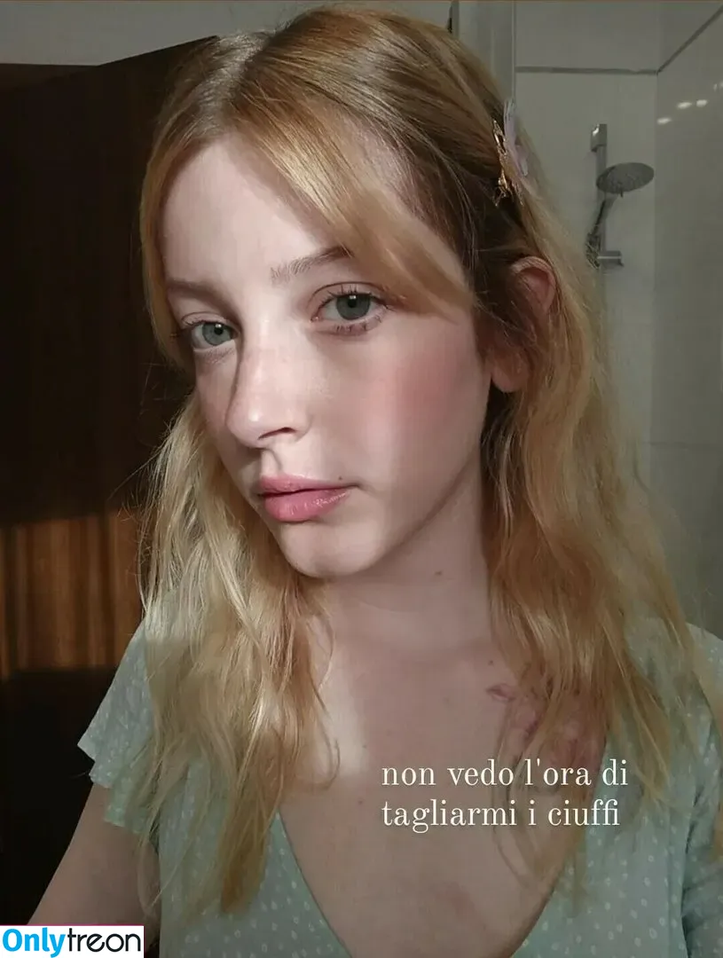 Agnese Innocente nude photo #0173 (agneseinnocente)