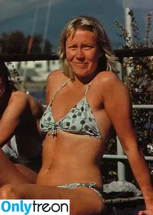  nude photo #0007
