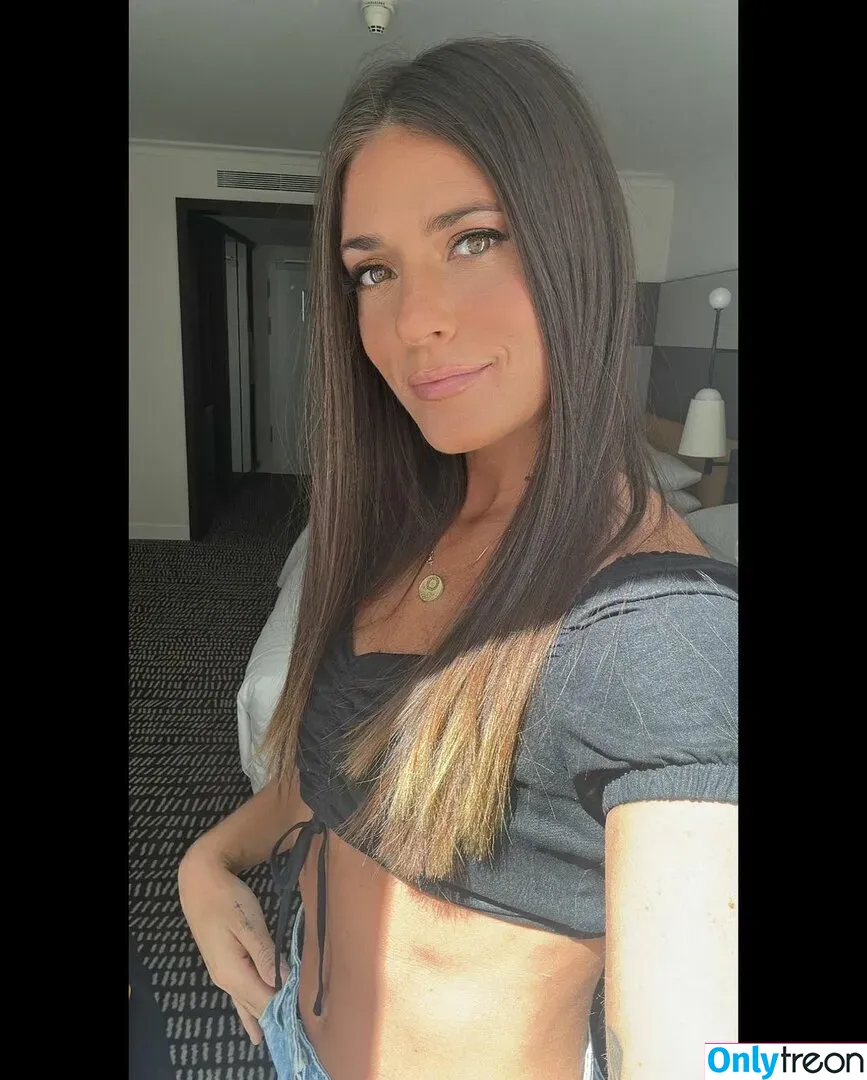 Agustina Albertario nude photo #0024 (agusalbertario)