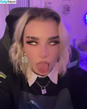 Ahegao / Drool Girls / Long Tongue / ahegaoselfies / lovelucy nude photo #0038